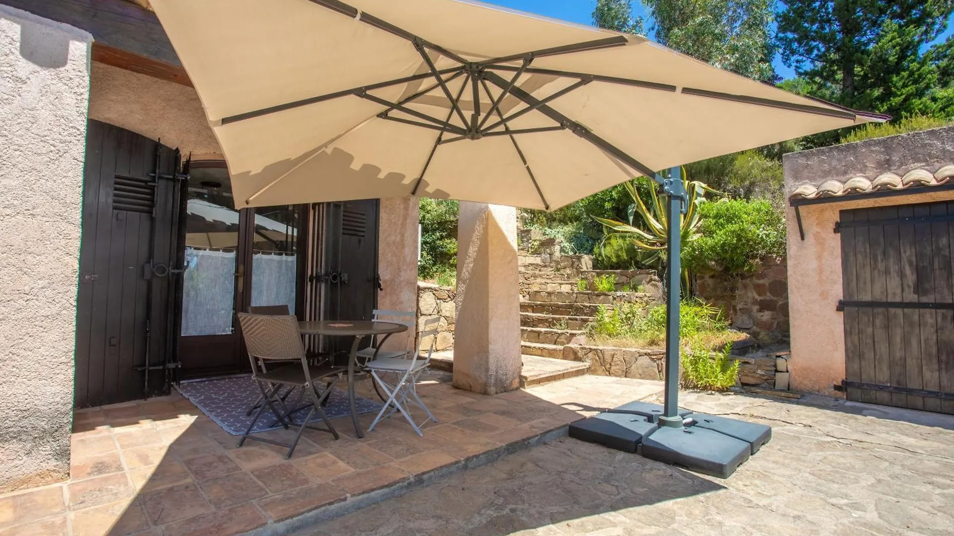 Villa - La Colline Saint-Raphael  0*, Saint-Raphael (Var) France