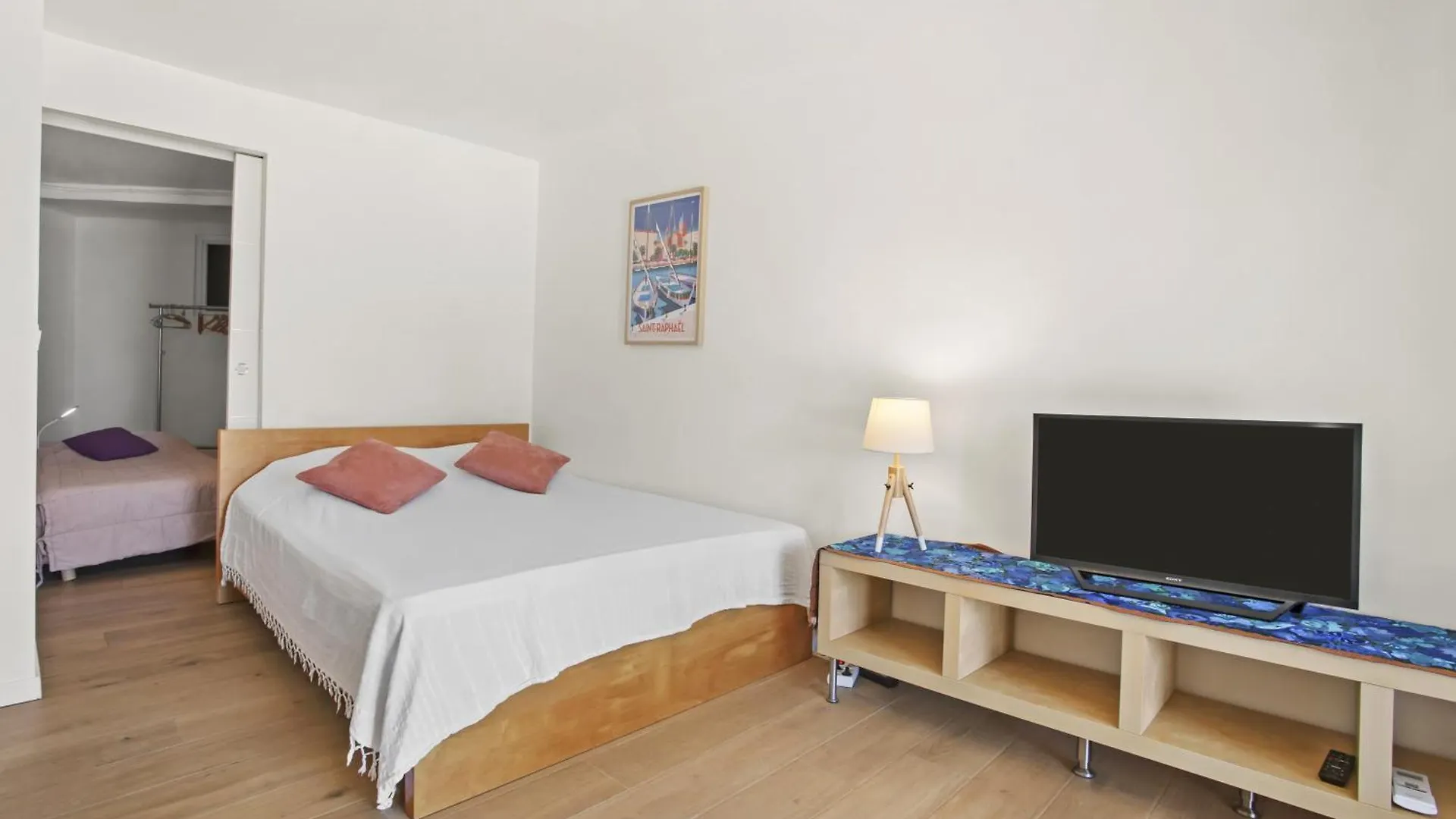 Villa - La Colline Saint-Raphael  France